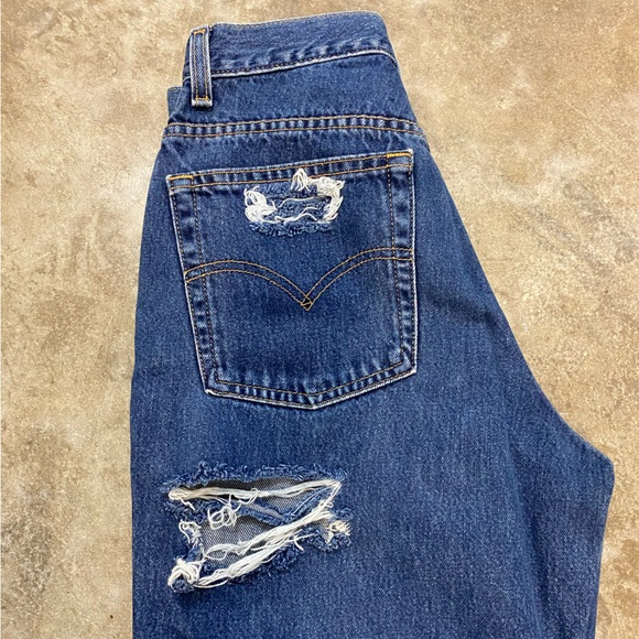 Vintage Levi 550s - Picture 7 of 9